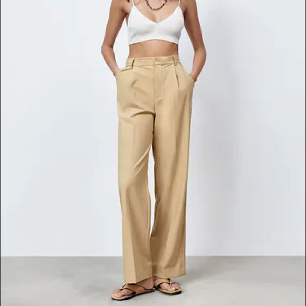 NWOT Zara High Rise Tapered Trousers